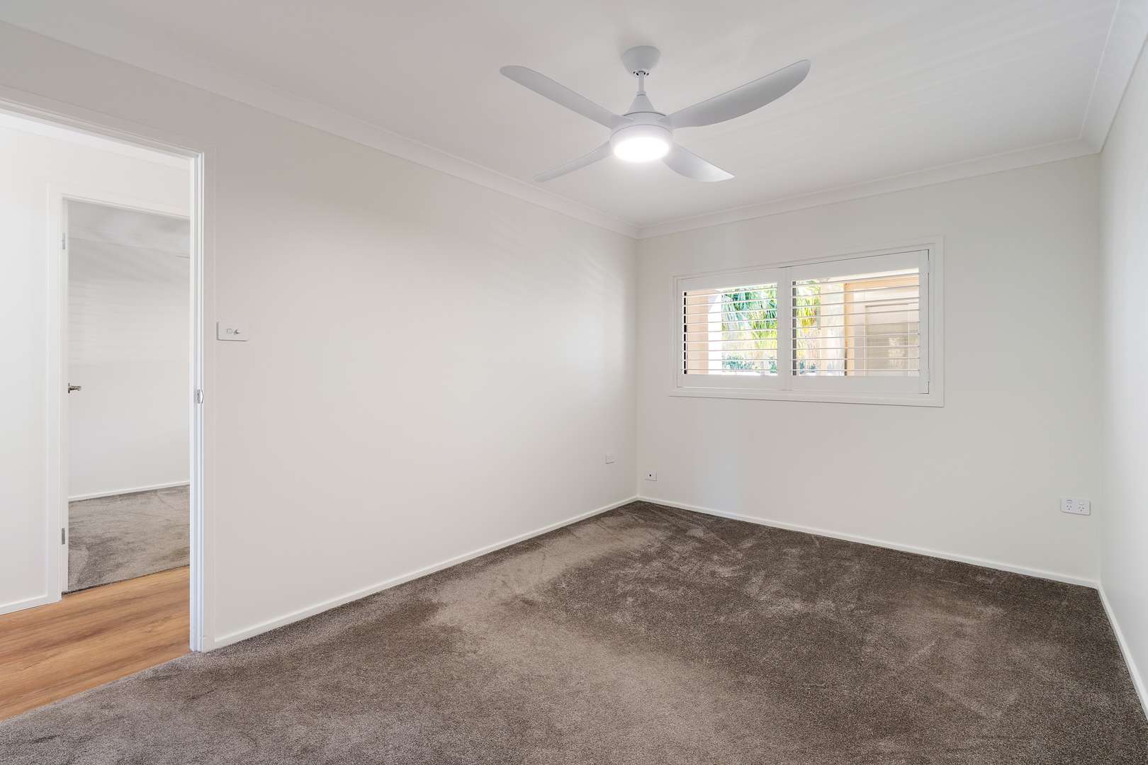 Two-Bedroom Unit Overlooking the Pool - Unit 39