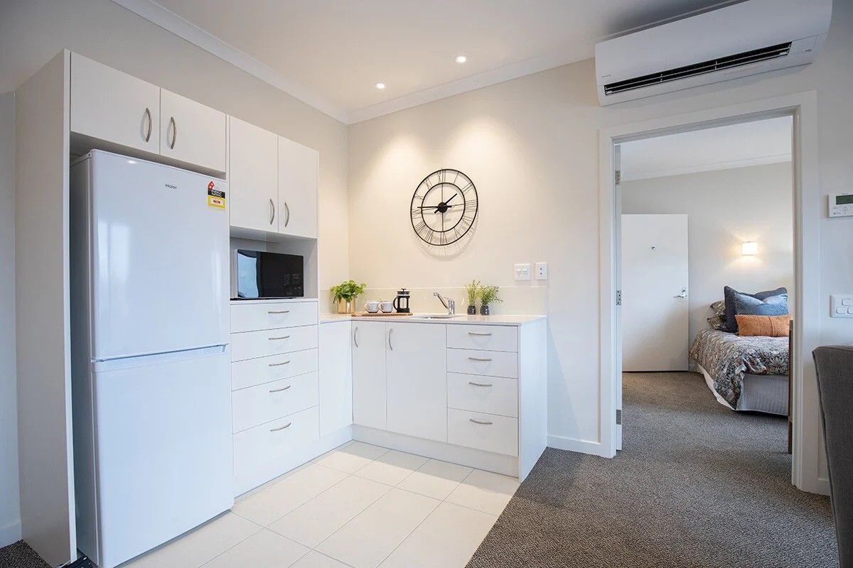 Top-Floor Garden View Apartment