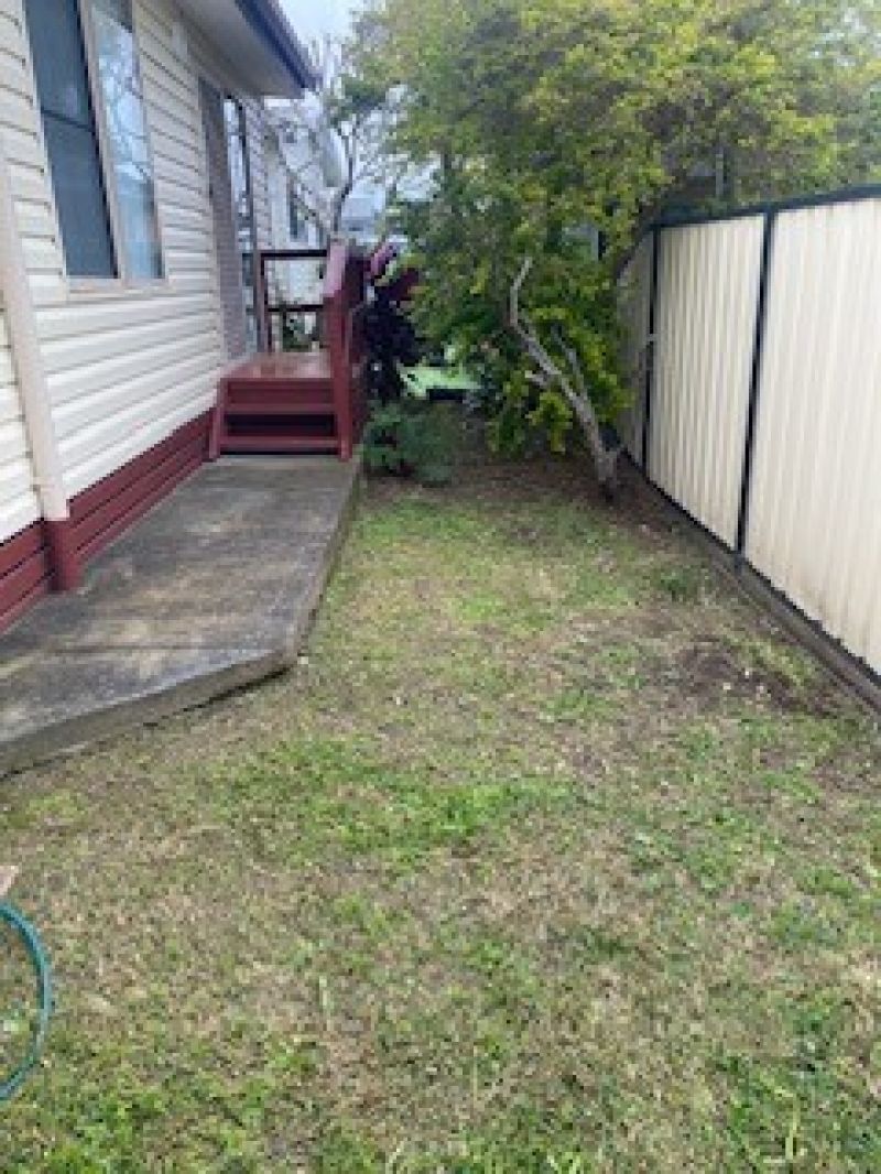 Neat & Tidy 2 Bedroom Home with carport