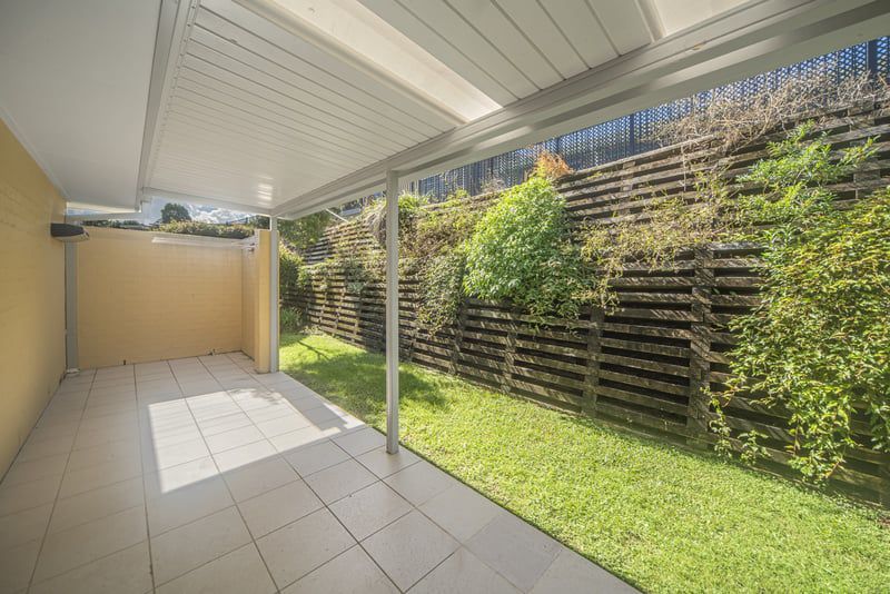 Light and Bright Villa with Stylish Finishes and Courtyard