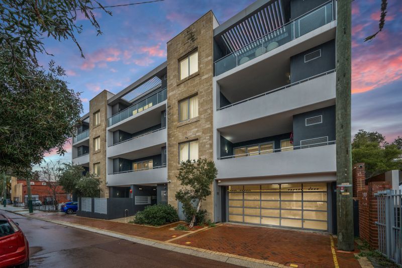 Boutique West Perth Living with Dual Balconies!

Rare Short-Stay Flexibility Moments from the CBD