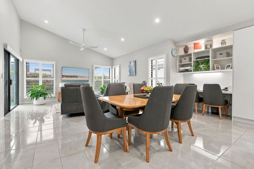 Palm Lake Resort Caloundra Cay