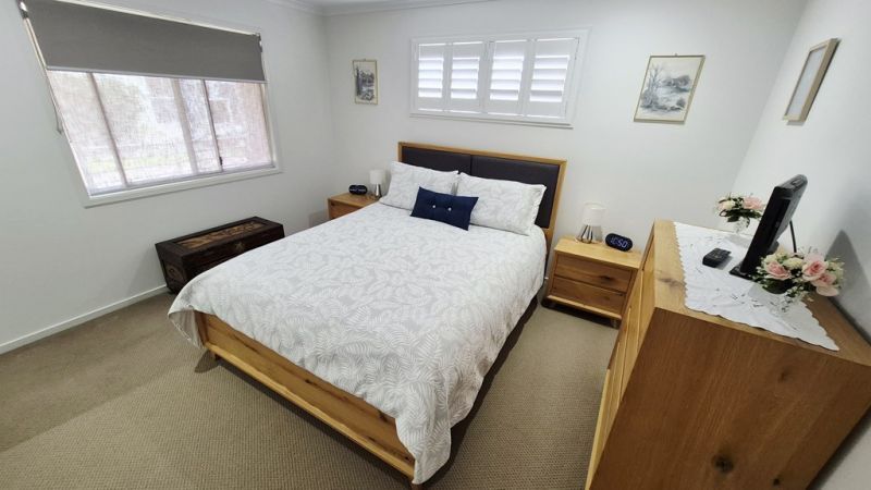 Looking for it's new owner, oversized beauty!