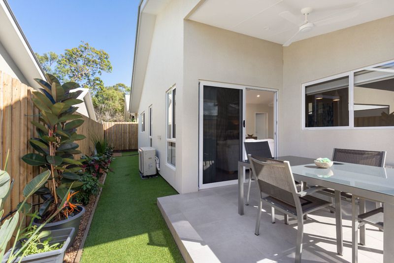 Enjoy nature, birds, gardens and peace and quiet in this immaculate lowset home