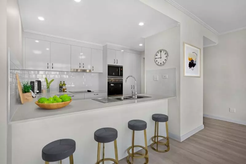 Bright, light and airy 2-bedroom villa