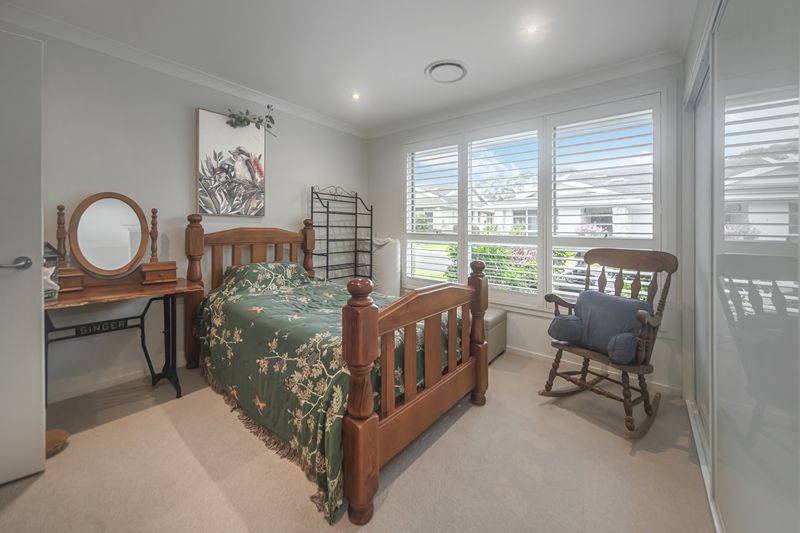 Private and Cosy Villa with Spacious Fenced Yard