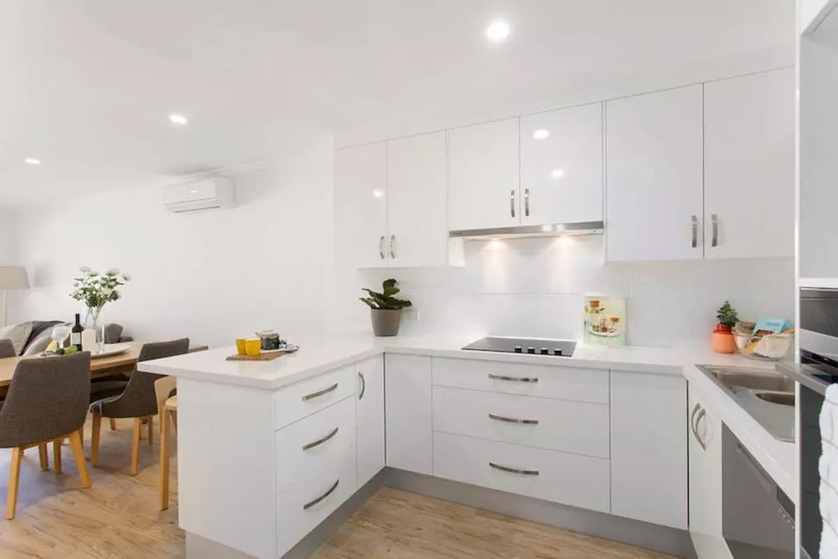 Resthaven Queenstown ‘Westport’ Retirement Living offers 62 two bedroom units within meticulously maintained gardens and lush rose bushes just 10 kilometres from Adelaide's CBD