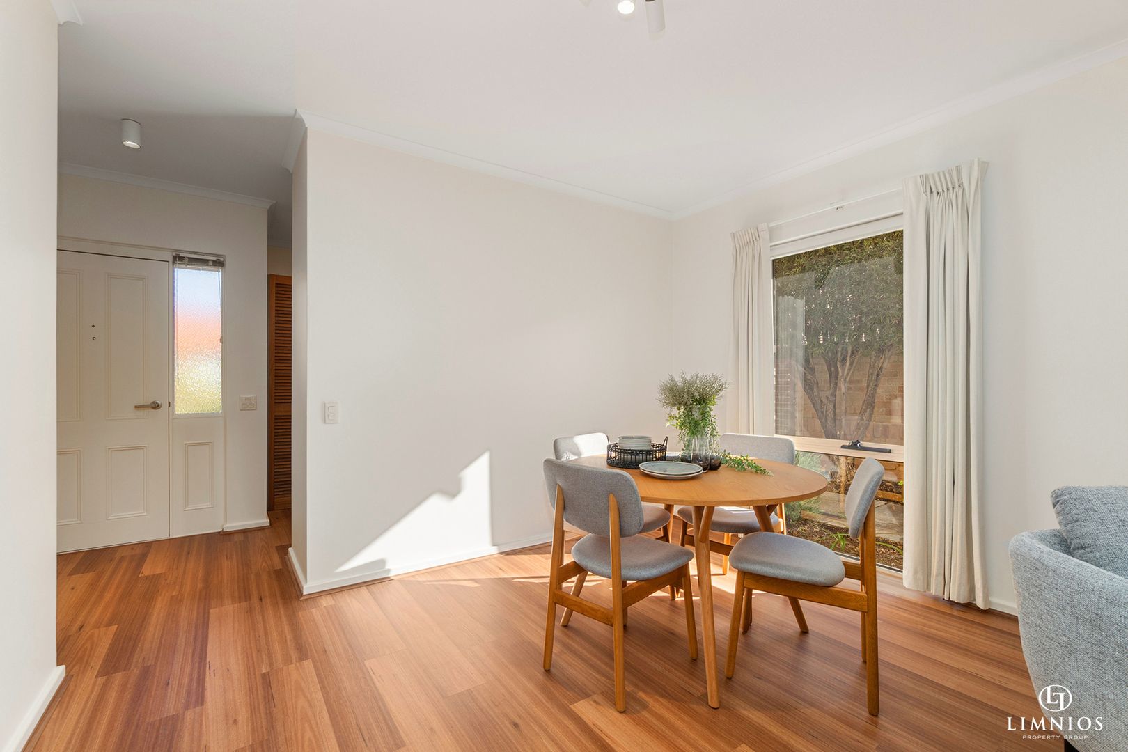 NOW UNDER OFFER.  Light and bright villa with contemporary features
