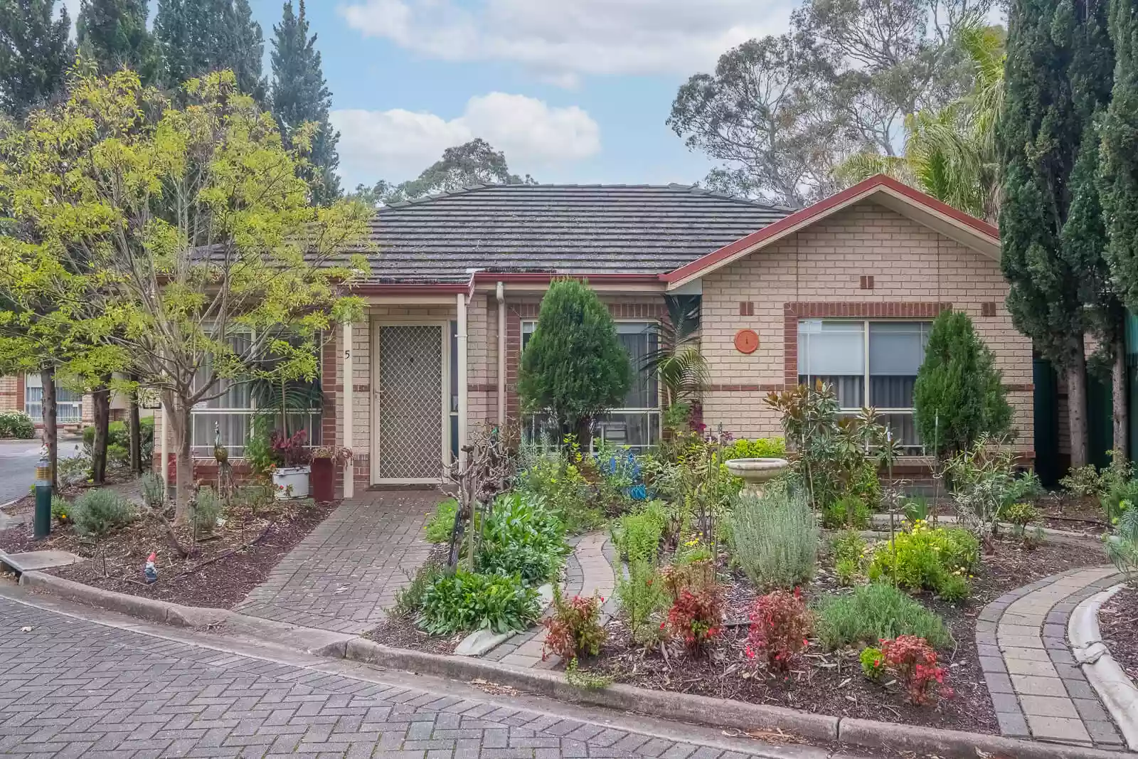 Resthaven Blackwood Retirement Living encompasses three locations: Brighton Parade, Main Road and Waite Street