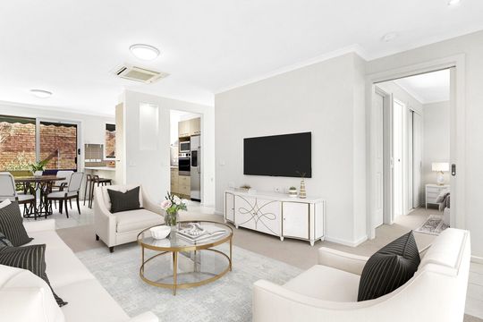 Fresh Interiors, Generous Courtyard
