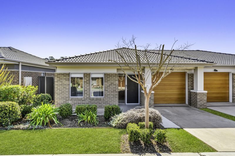 454/245 Jamboree Avenue, Denham Court