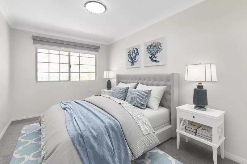 3 bedroom contemporary unit with easy access and light-filled throughout