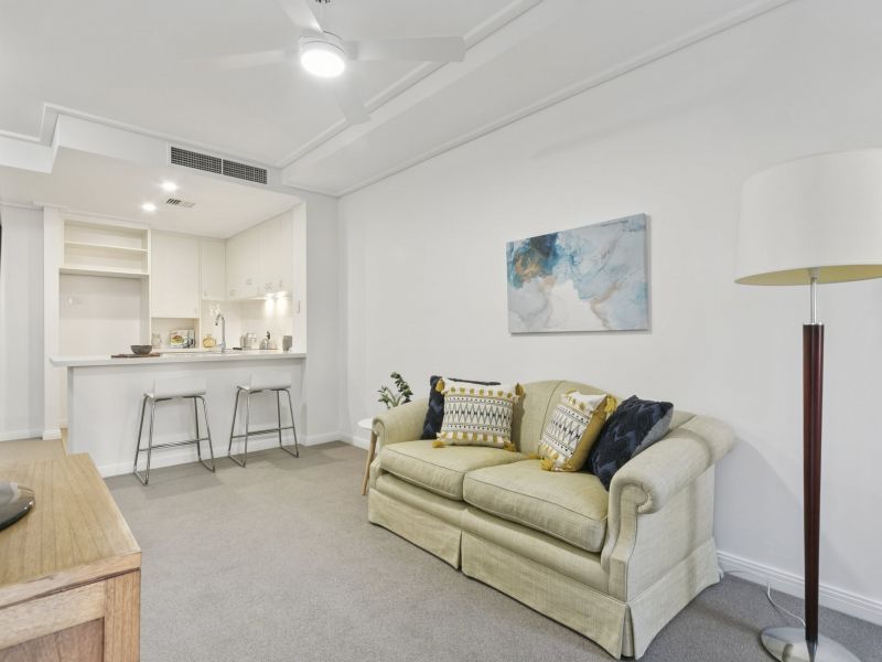 Stylish Home with Garden Terrace Access