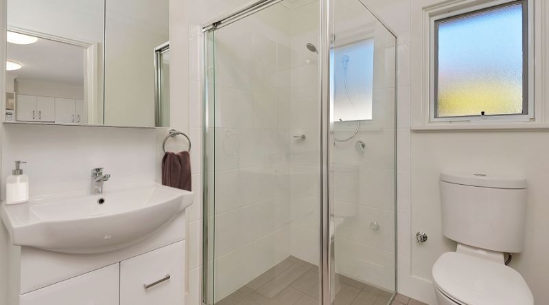 Renovated one bedroom unit - retire in Ridgehaven