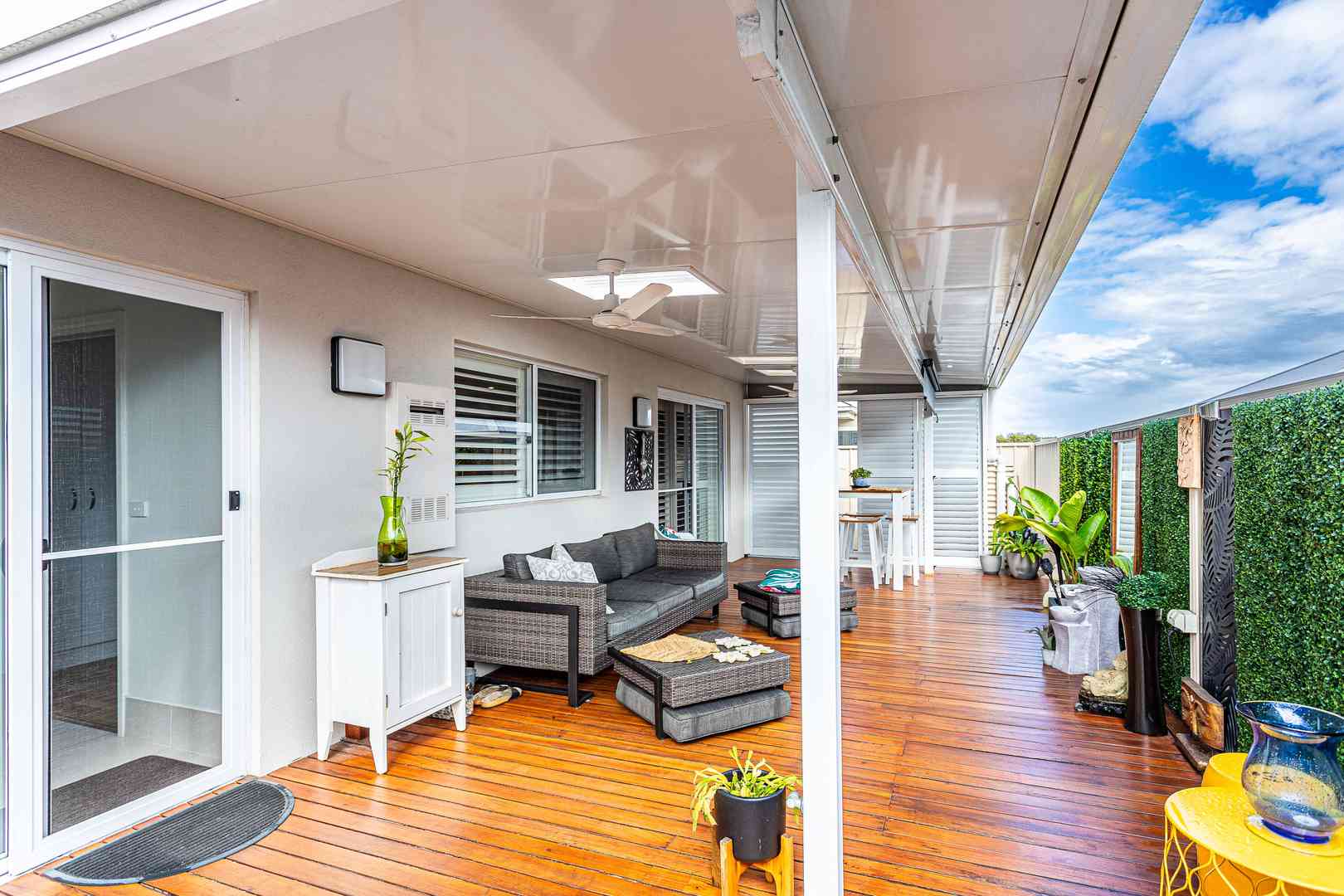 Palm Lake Resort Fern Bay - Immaculately presented