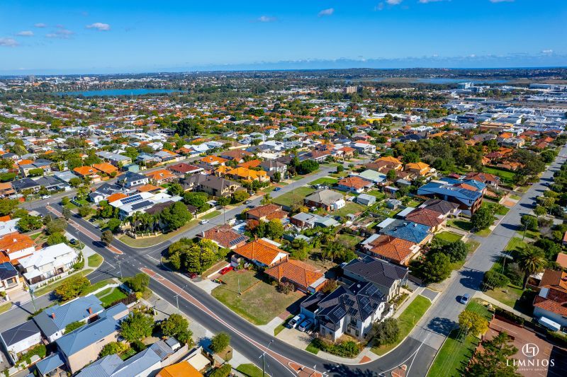 City Views and Development Potential!