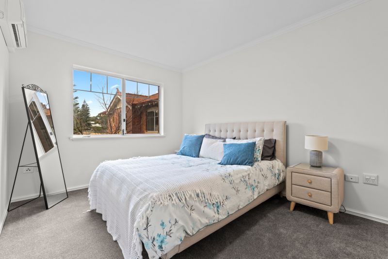 Three Bedroom Retirement Home, Don't Miss Out.....