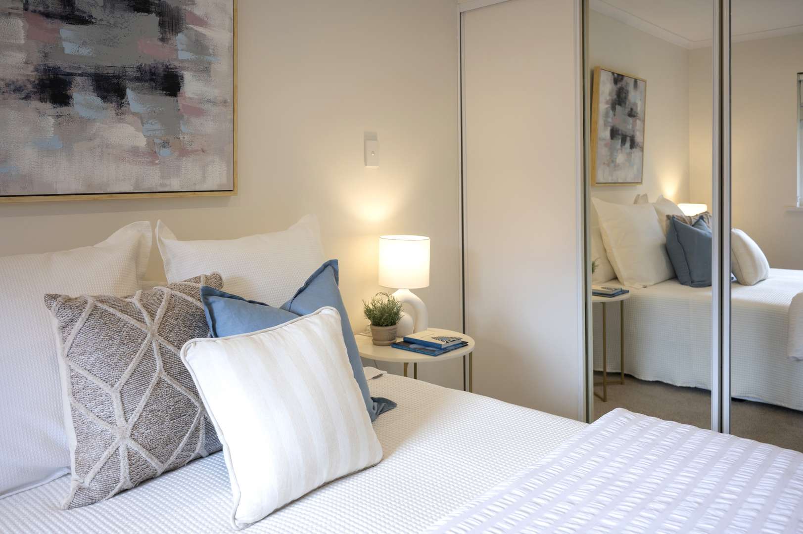 Eldercare College Green: modern two-bedroom first floor home