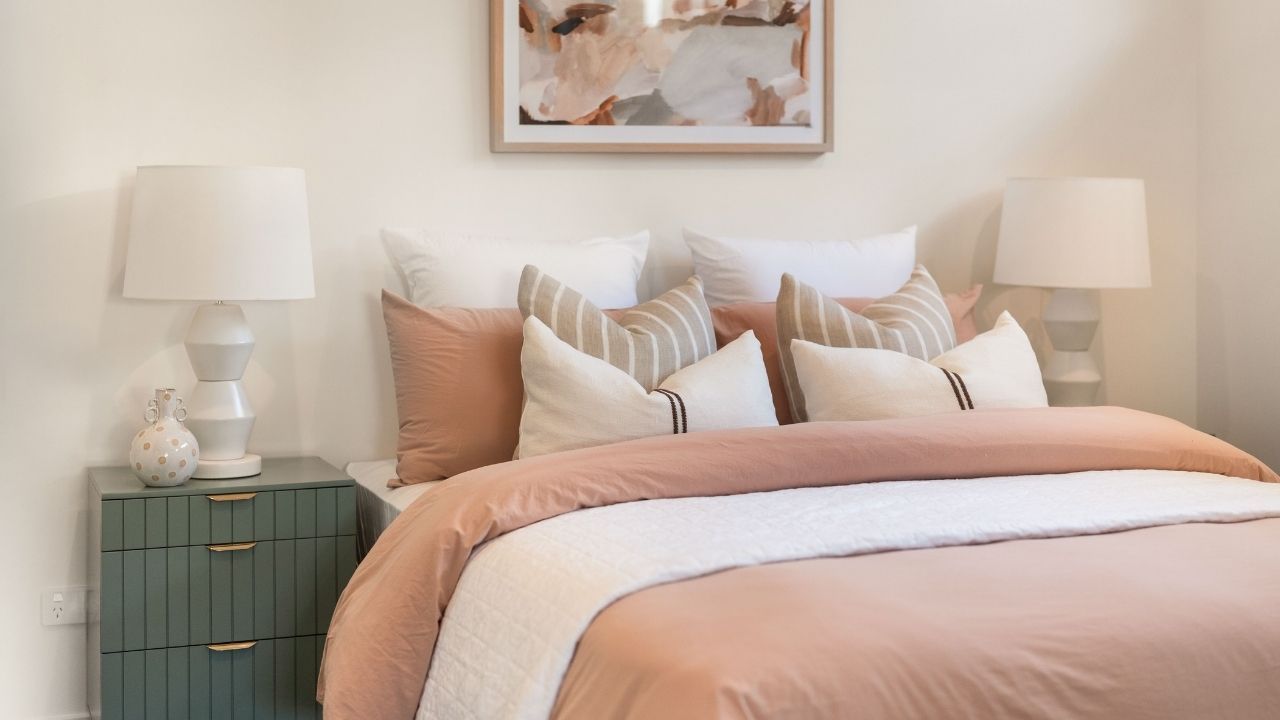Silkwood Contempo | Modern Charm