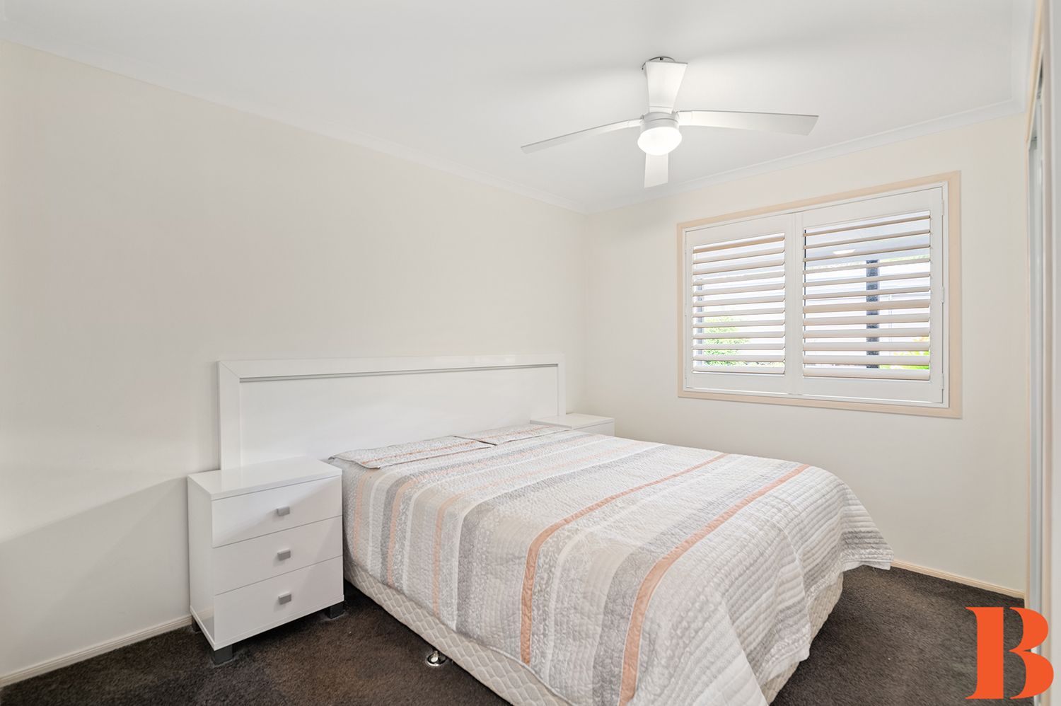 DEPOSIT TAKEN / UNDER CONTRACT - Perfect Presentation - Fabulous indoor/outdoor living room - convenient location