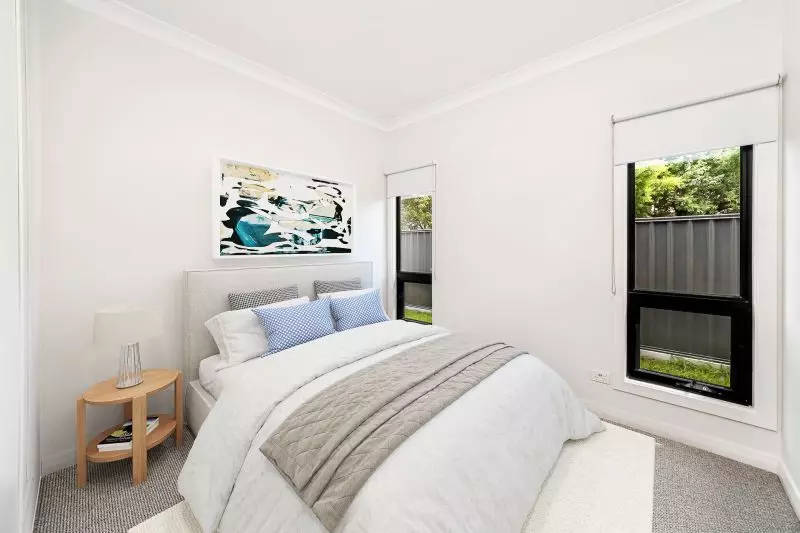 Contemporary Newly Built 3 Bed Home