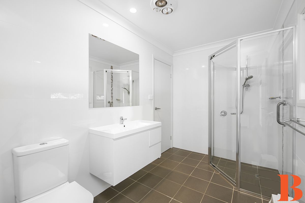 Gated Community at Broadlands Green Point - Ultra Modern Home -  Fabulous private garden 