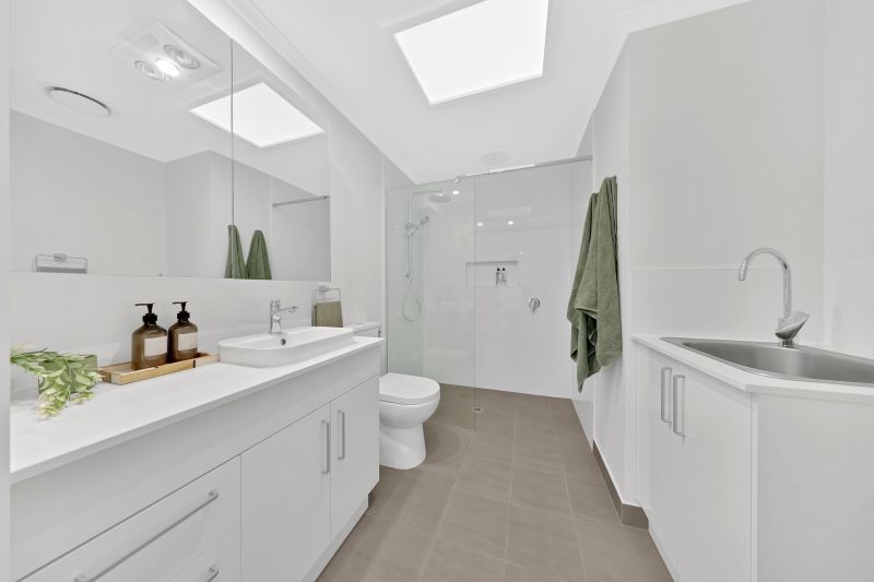 108/564 Burwood Highway