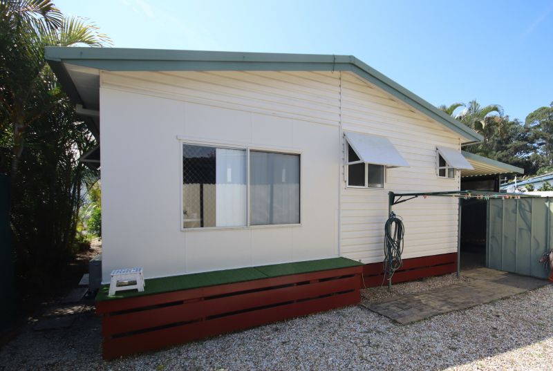 The Palms Village - Over 50’s pet friendly Lifestyle Village