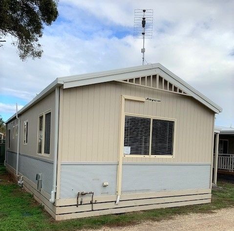 Nagambie Caravan Park - Newly Refurbished Home