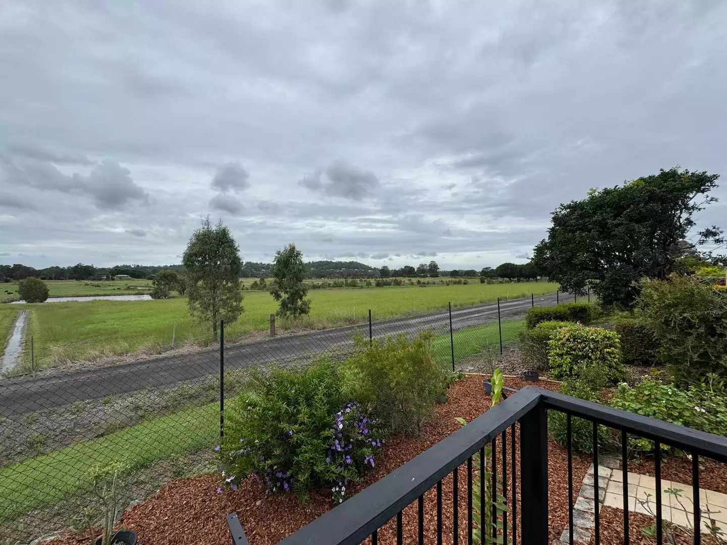 Rural Views ! - Sit Back and Enjoy the Views!