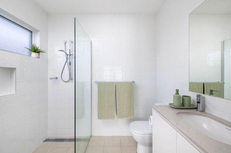 Spacious, Private Retreat with Tranquil Alfresco