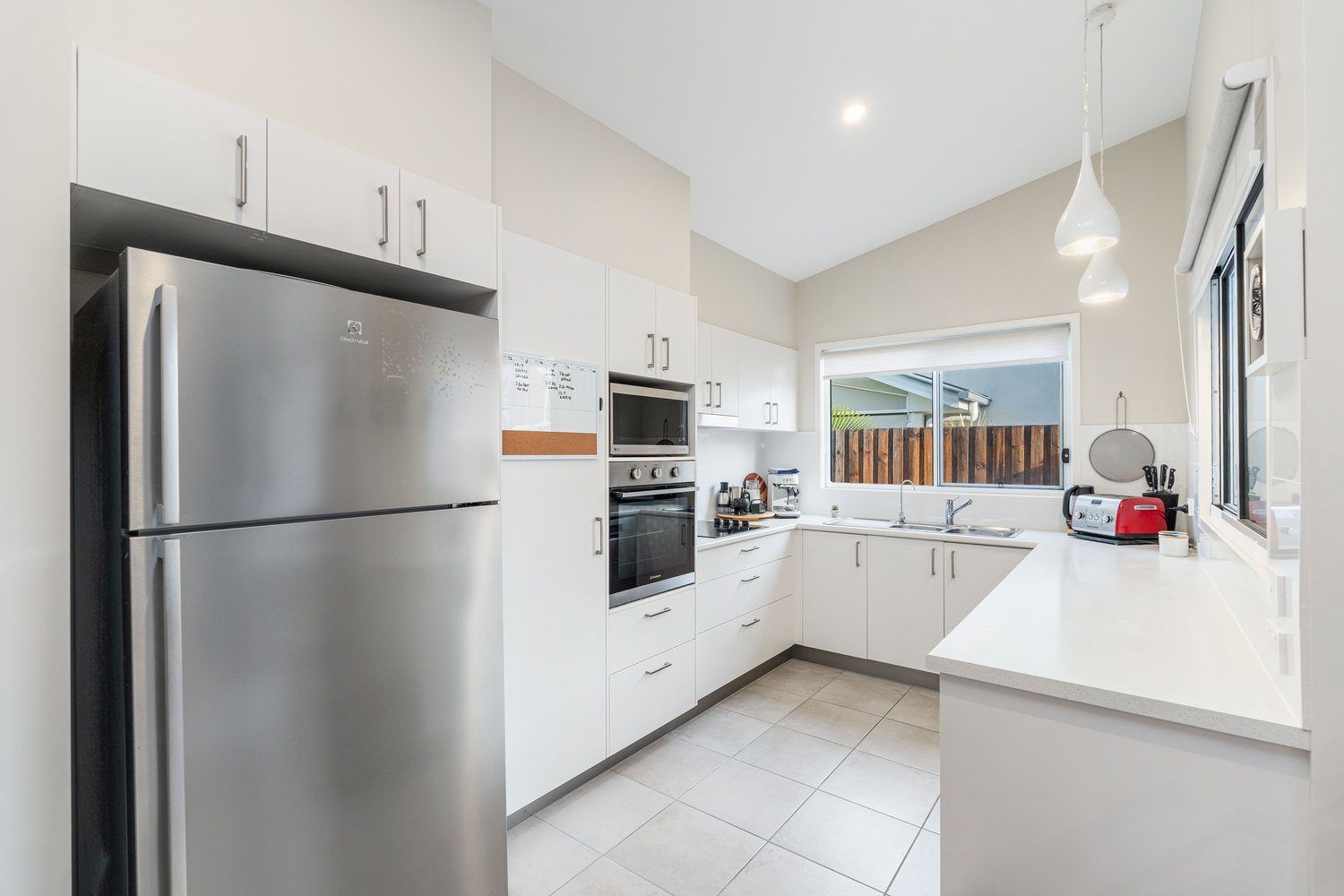 Stylish Living, Flexible Space