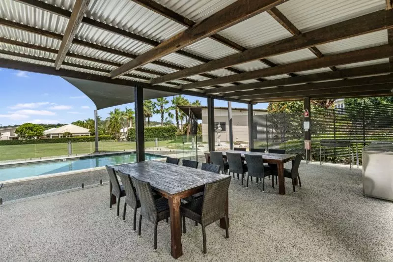 Tranquil Light-filled Lifestyle