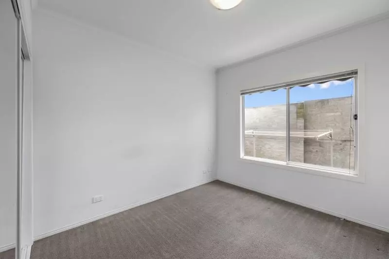 Blank Canvas – Endless Potential!