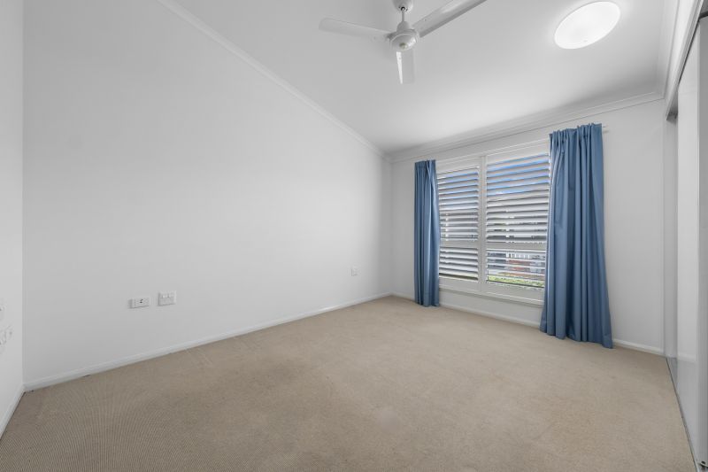 Easy, Community Living!