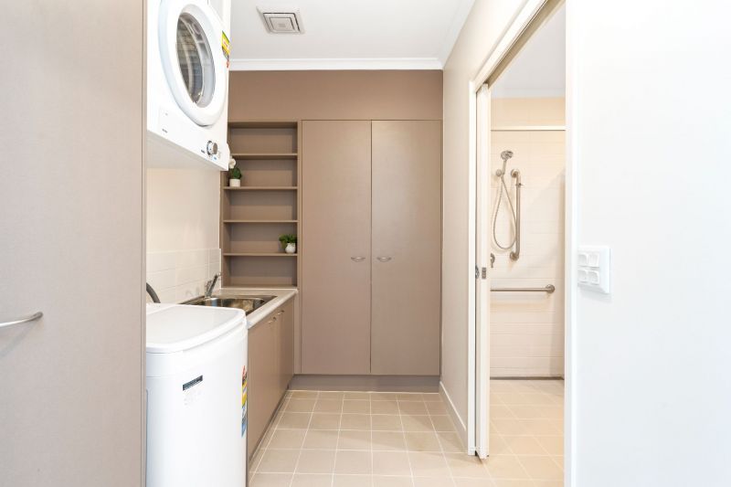 Bright and spacious one-bedroom apartment