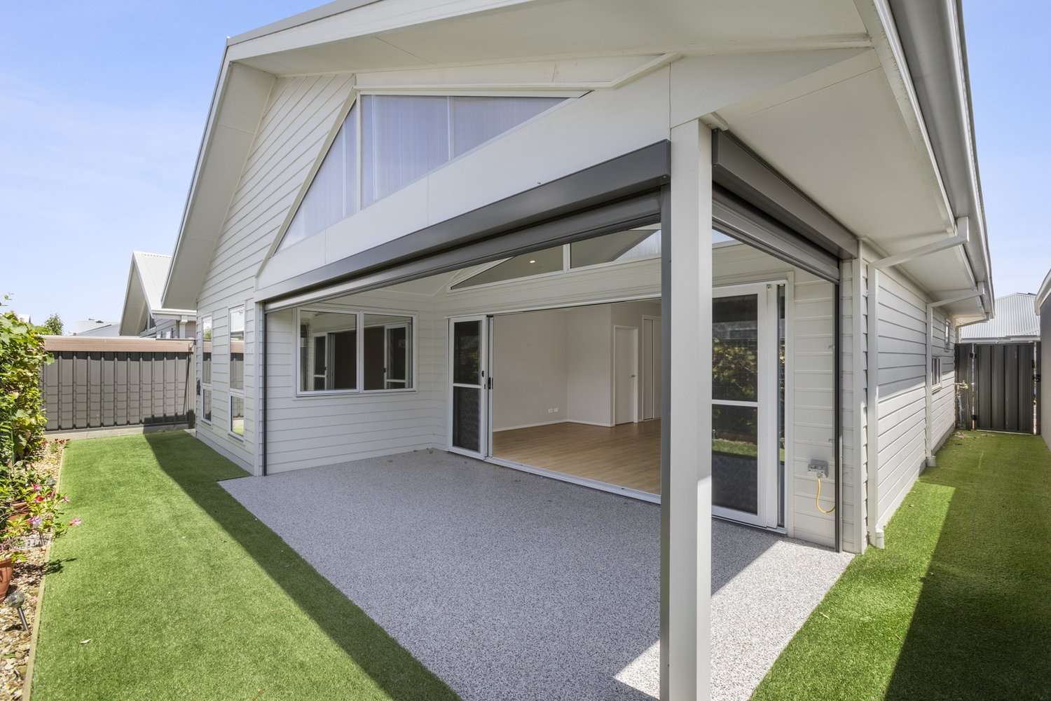 Comfort and Privacy in Prime Location