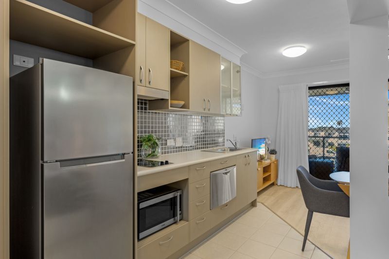 Cosy studio apartment with ocean views