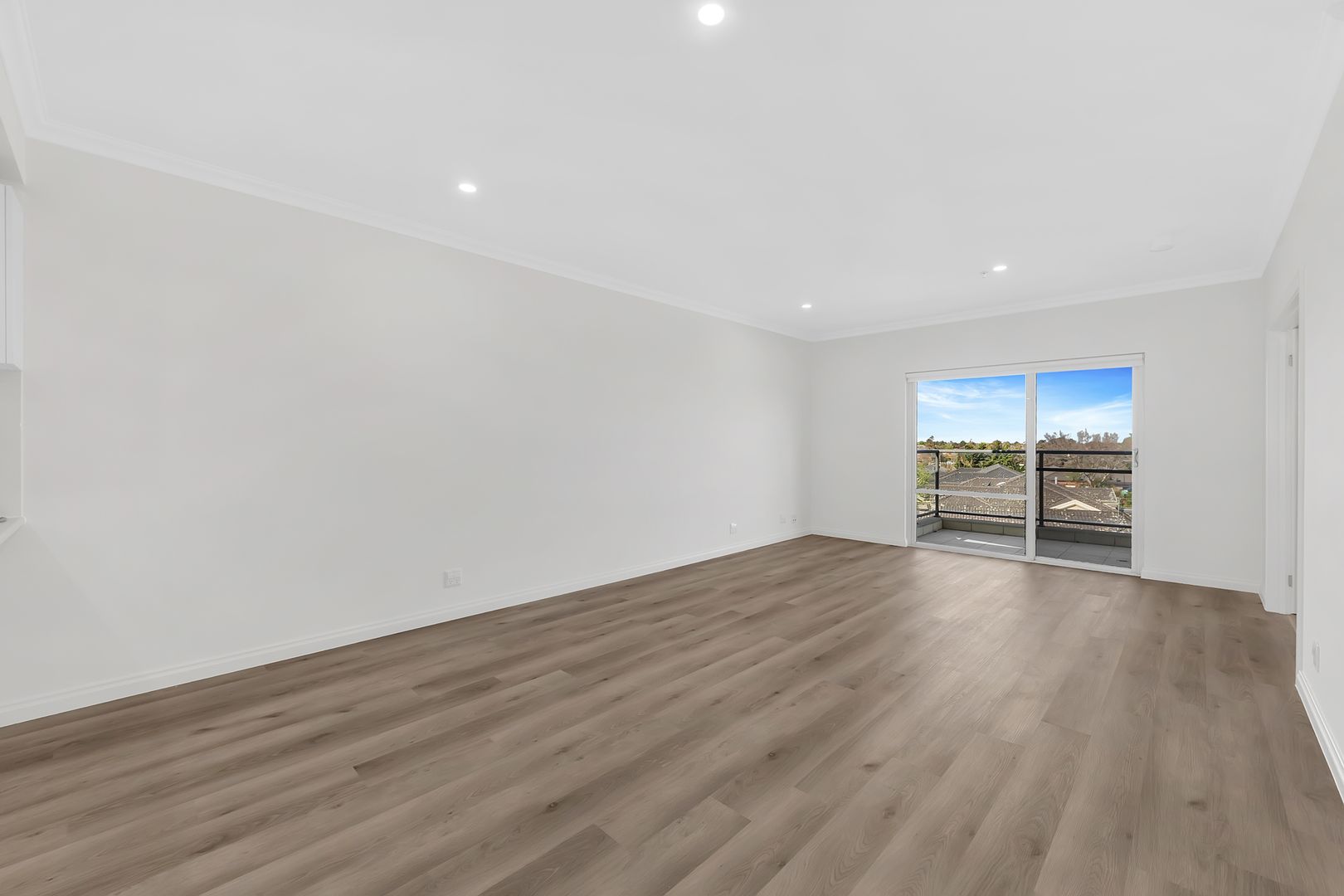 708/250 Thames Road, Tarneit Vic 3029