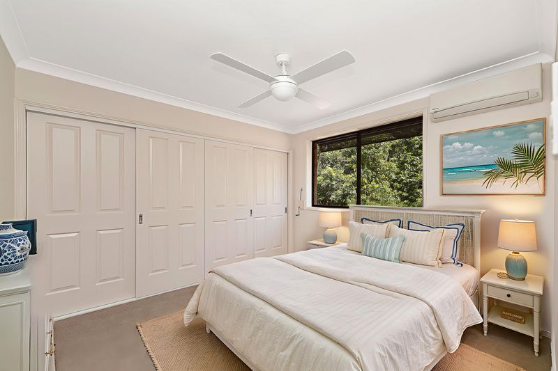 Private Villa with Patio in Quiet Village Pocket