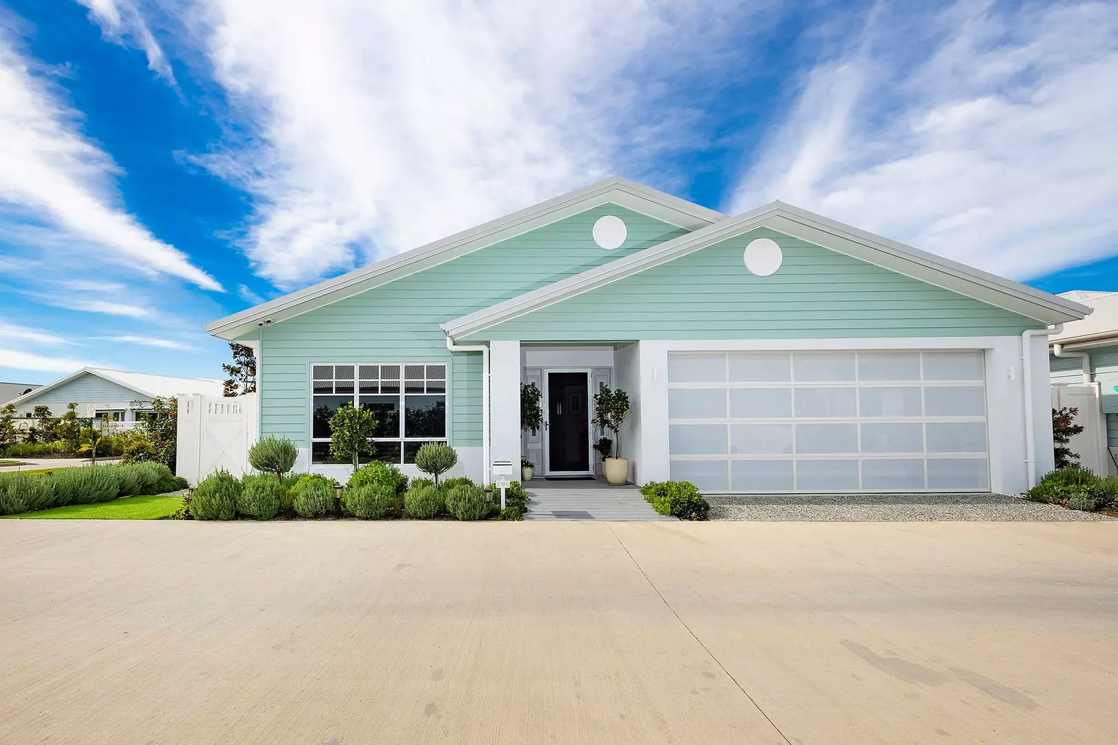 Stunning Home with Spacious Backyard - 295 Clearwater