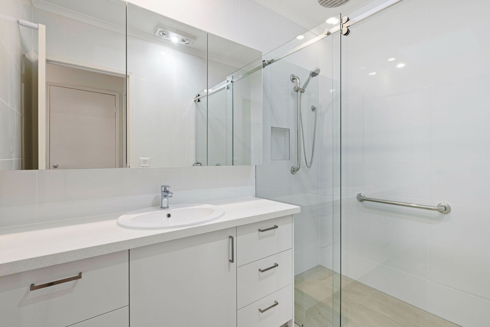 101/37 View Mount Road Glen Waverley, VIC 3150