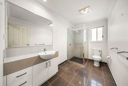 Palm Lake Resort Willow Lodge - 10 Ferny Court