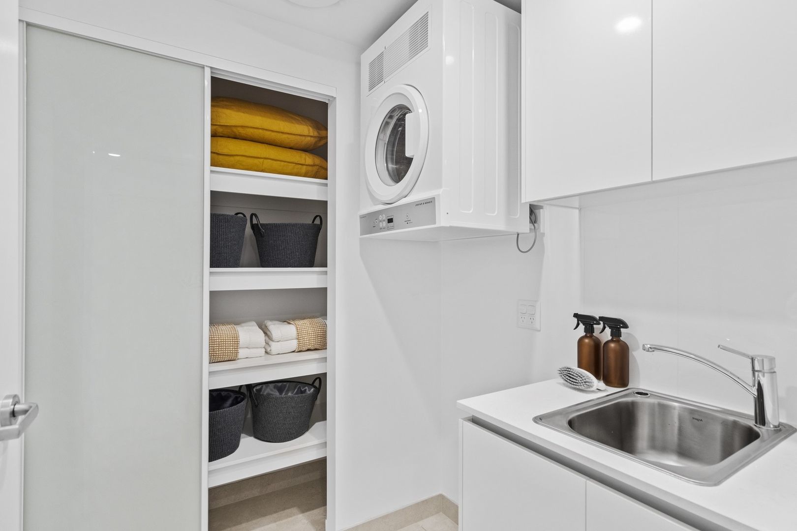 Open-plan two-bedroom apartment