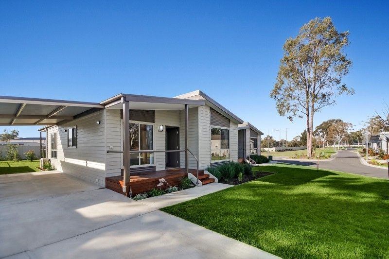 Two bedrooms plus study!