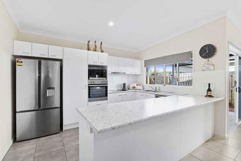 Peaceful Entertainer's Haven