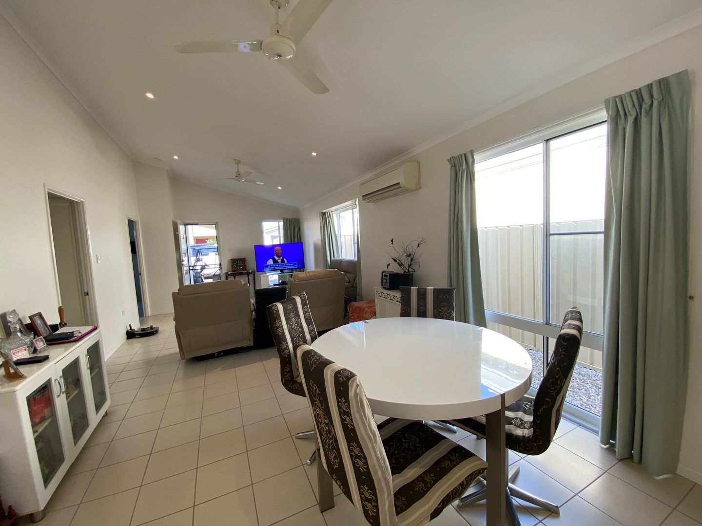 DON’T MISS THIS ONE! V62 Bottlebrush Design