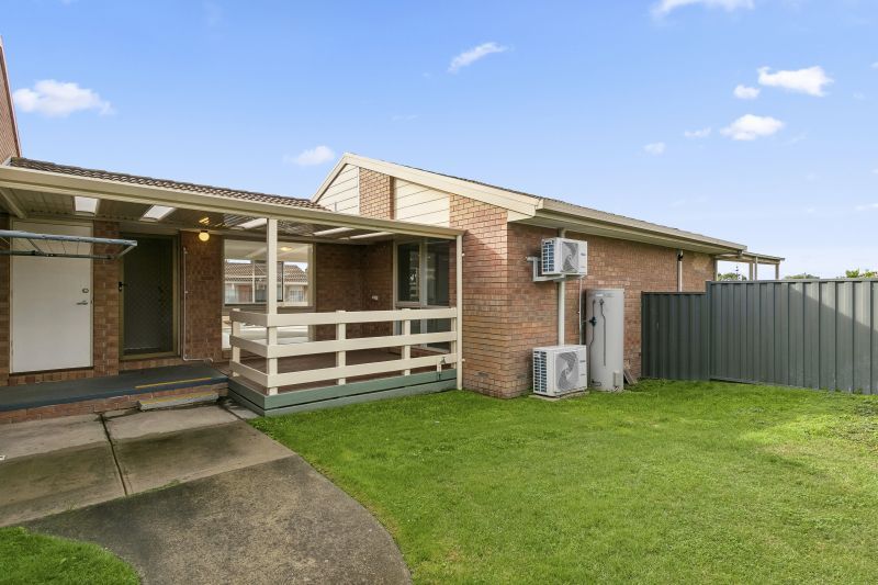 Beautifully presented two-bedroom villa with a charming spacious backyard