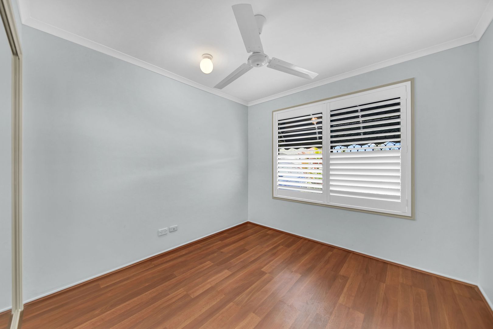 URGENT SALE REQUIRED - ALL OFFERS CONSIDERED