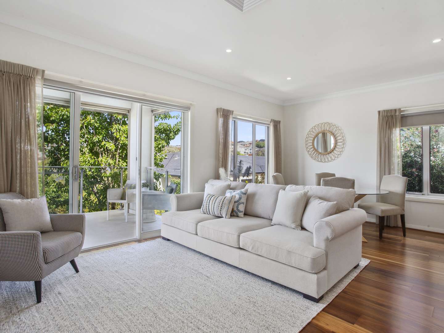 Experience the convenience of community living with an easy stroll to the heart of it all – our community centre.